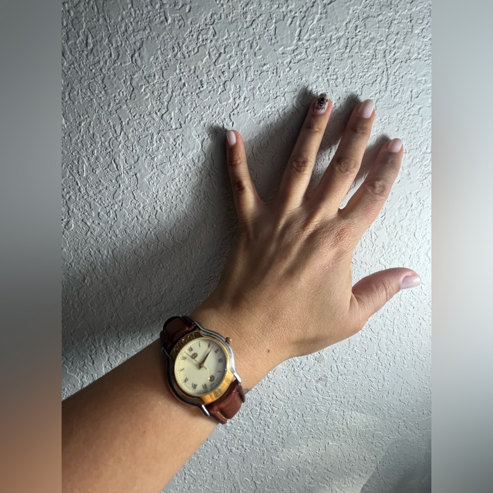 Gucci 8000L two tone ladies watch - Picture 12 of 14